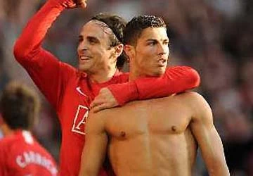5 trận đấu lịch sử giữa MU và Tottenham ảnh 2