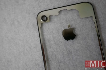 Cận cảnh iPhone 4 có bộ vỏ nhìn "xuyên thấu" ảnh 5 Cận cảnh iPhone 4 có bộ vỏ nhìn "xuyên thấu" ảnh 5