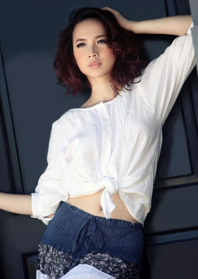 Đinh Ngọc Diệp vẫn kiên trì với nghề MC dù bị chê ảnh 2