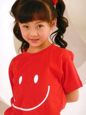 Gặp em bé hát trong lễ khai mạc Olympic Bắc Kinh 2008 ảnh 13