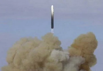 Nga thừa nhận đã đưa tên lửa Bulava vào hoạt động ảnh 1