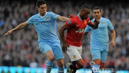 Chưa hết "cay", Evra chửi Tevez, chửi cả Man City ảnh 1