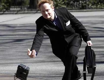 Những cuộc so tài quái đản trên thế giới ảnh 8