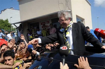 Chủ tịch Fenerbahce xộ khám vì dàn xếp tỉ số ảnh 1