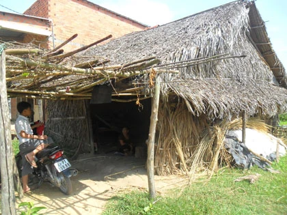 Kiểm điểm công an xã hỏi cung trẻ lớp 2 ảnh 1