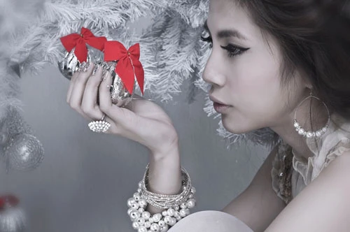 Thủy Tiên đón Giáng sinh bên Công Vinh ảnh 7