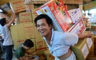 Giữ giá hàng tết ảnh 1