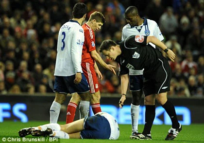 Nghệ thuật hắc ám trong bóng đá ảnh 3