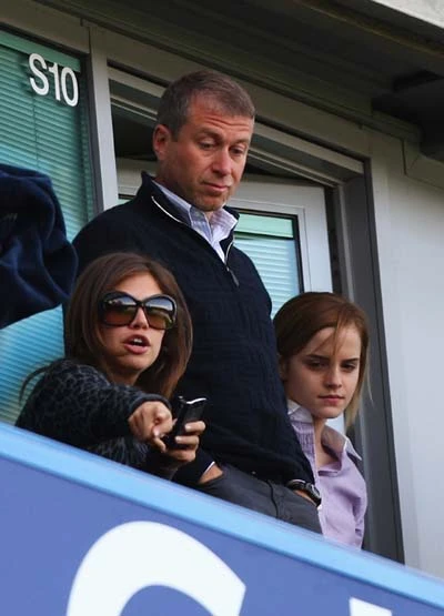 Roman Abramovich: Đẳng cấp mafia mới? ảnh 2 Roman Abramovich: Đẳng cấp mafia mới? ảnh 2
