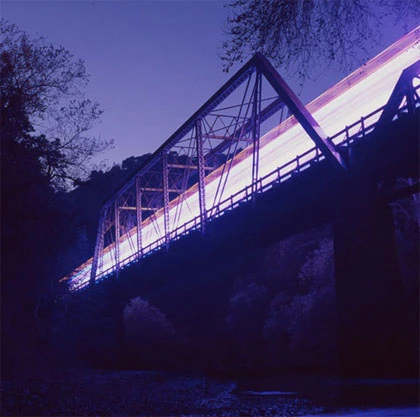 Những chuyến tàu ánh sáng qua ống kính nhiếp ảnh ảnh 5