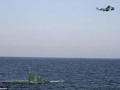 Tình báo Mỹ: Iran sắp rải thủy lôi ở eo biển Hormuz ảnh 1