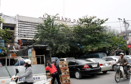 Chợ Hàng Da hiện nay. Ảnh: Cao Minh