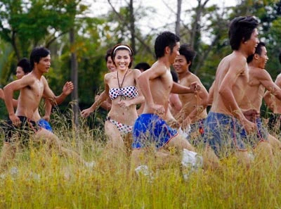 Tăng Thanh Hà: Thú thực là tôi sợ bị ném đá ảnh 2