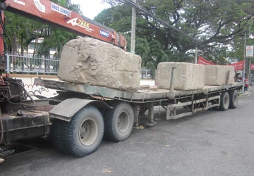 Cháy xe tải trong hầm Hải Vân ảnh 1