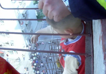 Thoát chết thần kì nhờ đôi tai ảnh 1