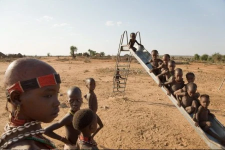 Bộ lạc nguyên thủy cuối cùng ở châu Phi ảnh 11 Bộ lạc nguyên thủy cuối cùng ở châu Phi ảnh 11