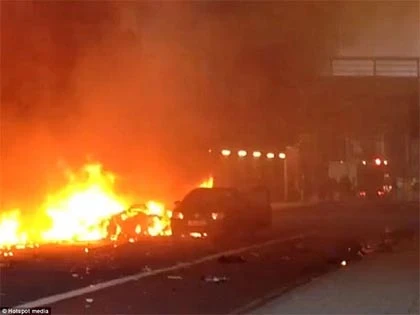 Thoát chết kỳ diệu nhờ đi làm trễ ảnh 1