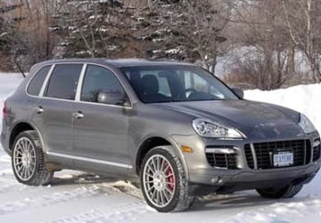 Park Ji Sung lao xe vào sân tập MU ảnh 1