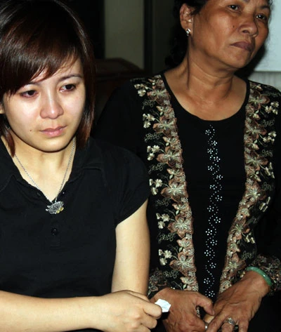 Người thân, đồng nghiệp đưa tiễn Hoàng Cầm ảnh 8