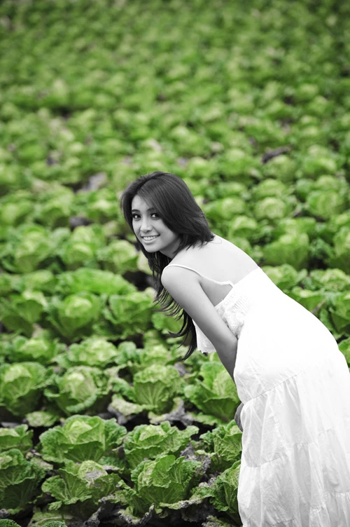 Ngẩn ngơ trước nhan sắc tươi trẻ của cô cháu gái Lam Trường ảnh 4