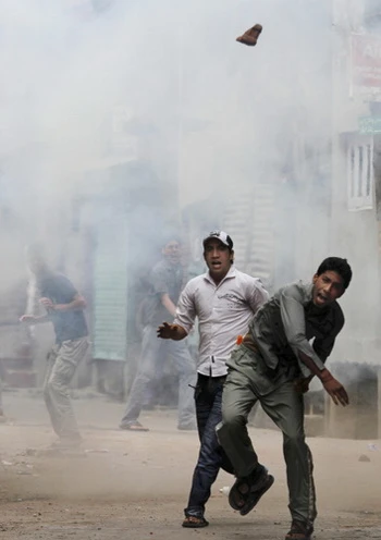 10 ảnh chiến sự khốc liệt năm 2010 ảnh 9