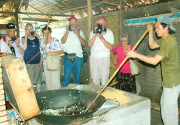 Ngành du lịch mở cửa đón khách ngoại ảnh 1