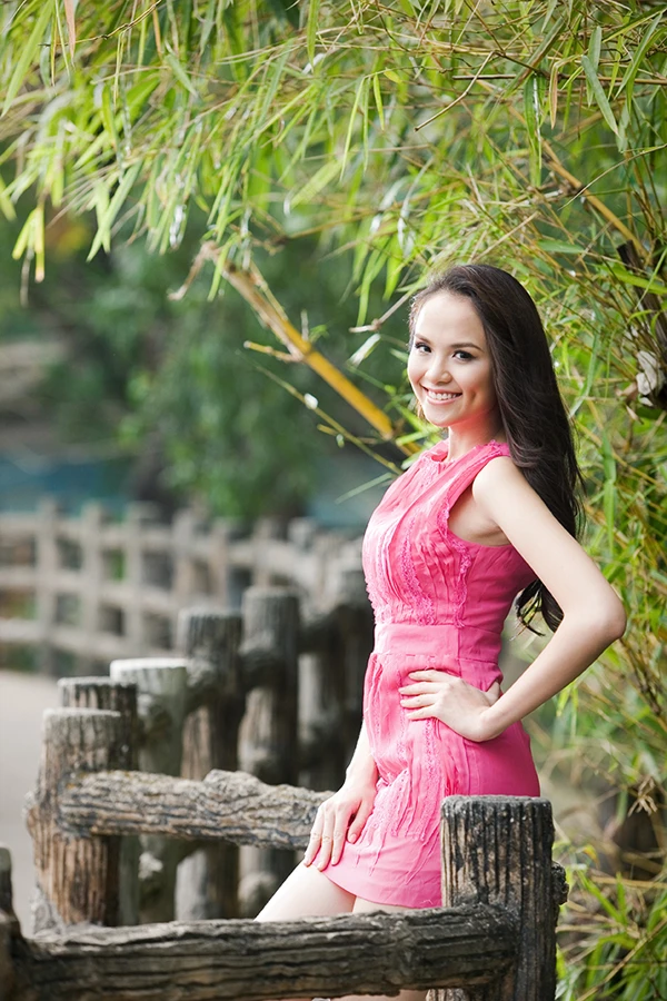 Diễm Hương xinh tươi giữa vườn xuân ảnh 3