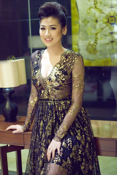 Dương Tú Anh khéo... khoe ảnh 5 Dương Tú Anh khéo... khoe ảnh 5