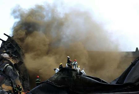 Thảm họa tràn dầu ở Trung Quốc ảnh 5