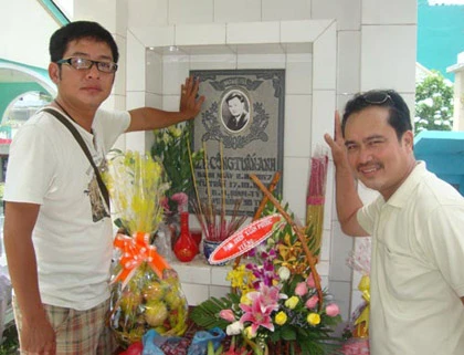 Nghệ sĩ quây quần tưởng nhớ Lê Công Tuấn Anh ảnh 4