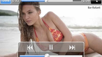 Bikini hoặc nội y: Cấm cửa trước Apple Store ảnh 2