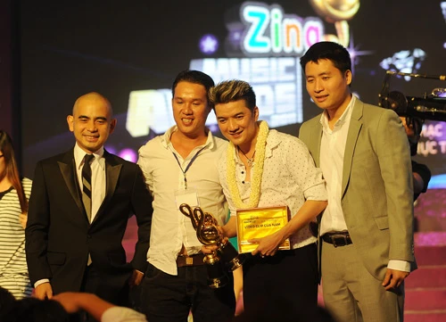 Đàm Vĩnh Hưng, Văn Mai Hương thắng lớn tại Zing Music Awards ảnh 5