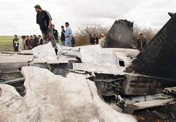 Máy bay Mỹ rơi tại Libya ảnh 1 Máy bay Mỹ rơi tại Libya ảnh 1