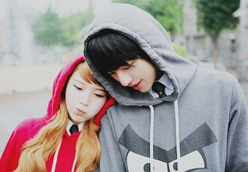 Khổ vì bạn gái hay ghen ảnh 1