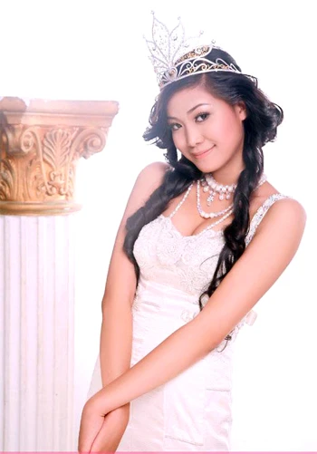 Điều quan trọng nhất đối với Thuỳ Dung bây giờ là việc học!