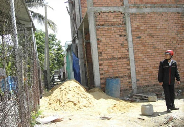 Lại rộ nạn xây nhà không phép ảnh 2 Lại rộ nạn xây nhà không phép ảnh 2