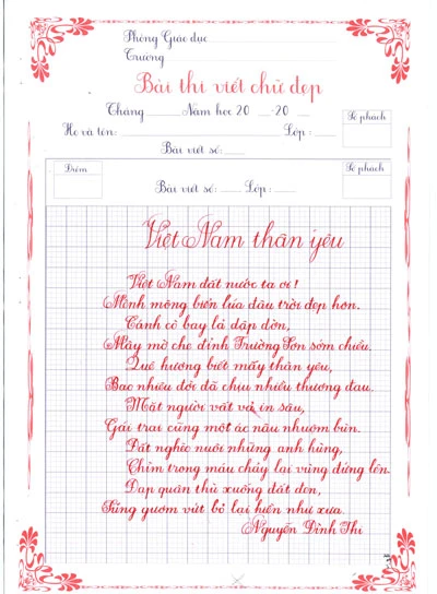 Thầy giáo trẻ viết chữ đẹp đến khó tin ảnh 1