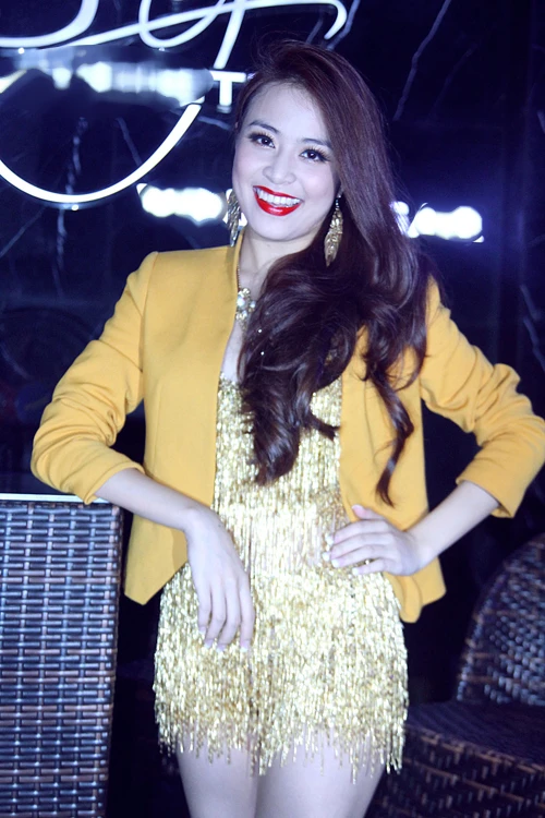 Hoàng Thùy Linh "thiêu đốt" khán giả bằng sự sexy ảnh 1