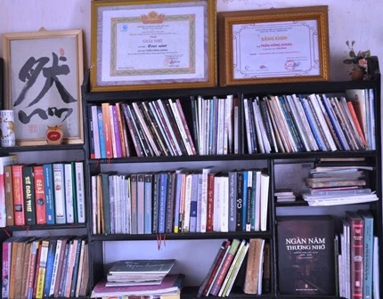 Nghị lực phi thường của người đàn ông nằm liệt giường hơn 30 năm ảnh 3