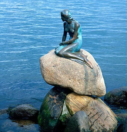 "Nàng tiên cá" phải chăng là... khỉ biển? ảnh 3 "Nàng tiên cá" phải chăng là... khỉ biển? ảnh 3