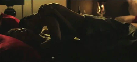 "Hơi sợ đóng cảnh nóng với Bảo Sơn" ảnh 2