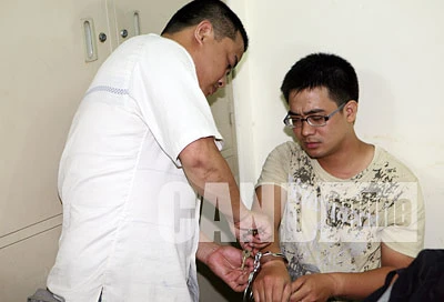 Chùm ảnh: Truy bắt kẻ cắt đầu người yêu ảnh 5