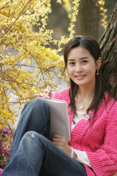 Gặp nghệ sỹ đẹp nhất xứ Hàn trong Bông hồng xanh ảnh 2 Gặp nghệ sỹ đẹp nhất xứ Hàn trong Bông hồng xanh ảnh 2