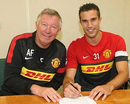 Van Persie dẻo mỏ "thổi" M.U lên tận mây xanh ảnh 4 Van Persie dẻo mỏ "thổi" M.U lên tận mây xanh ảnh 4