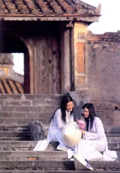 Tâm thức Huế thơ ảnh 1