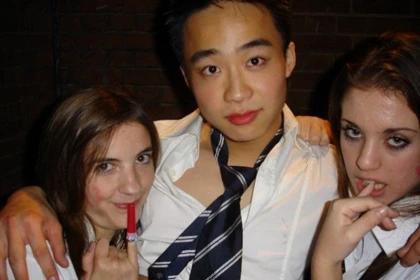 Cốc Khai Lai hé lộ cuộc sống xa hoa của con trai ảnh 2