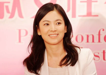 Song Hye Kyo xinh đẹp và rạng rỡ tại Bắc Kinh ảnh 5