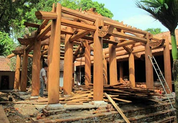 Sự cố chùa Trăm Gian: Trách nhiệm mù mờ! ảnh 1