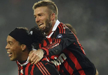 Inter Milan - AC Milan: Ronaldinho “hồi xuân” ảnh 1 Inter Milan - AC Milan: Ronaldinho “hồi xuân” ảnh 1