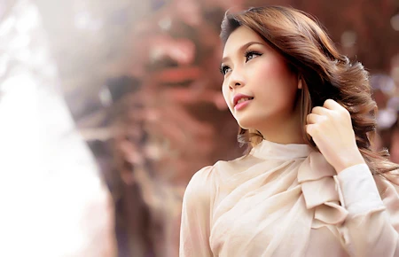 "Siêu vòng ba" Lan Hương đẹp cổ điển ảnh 7